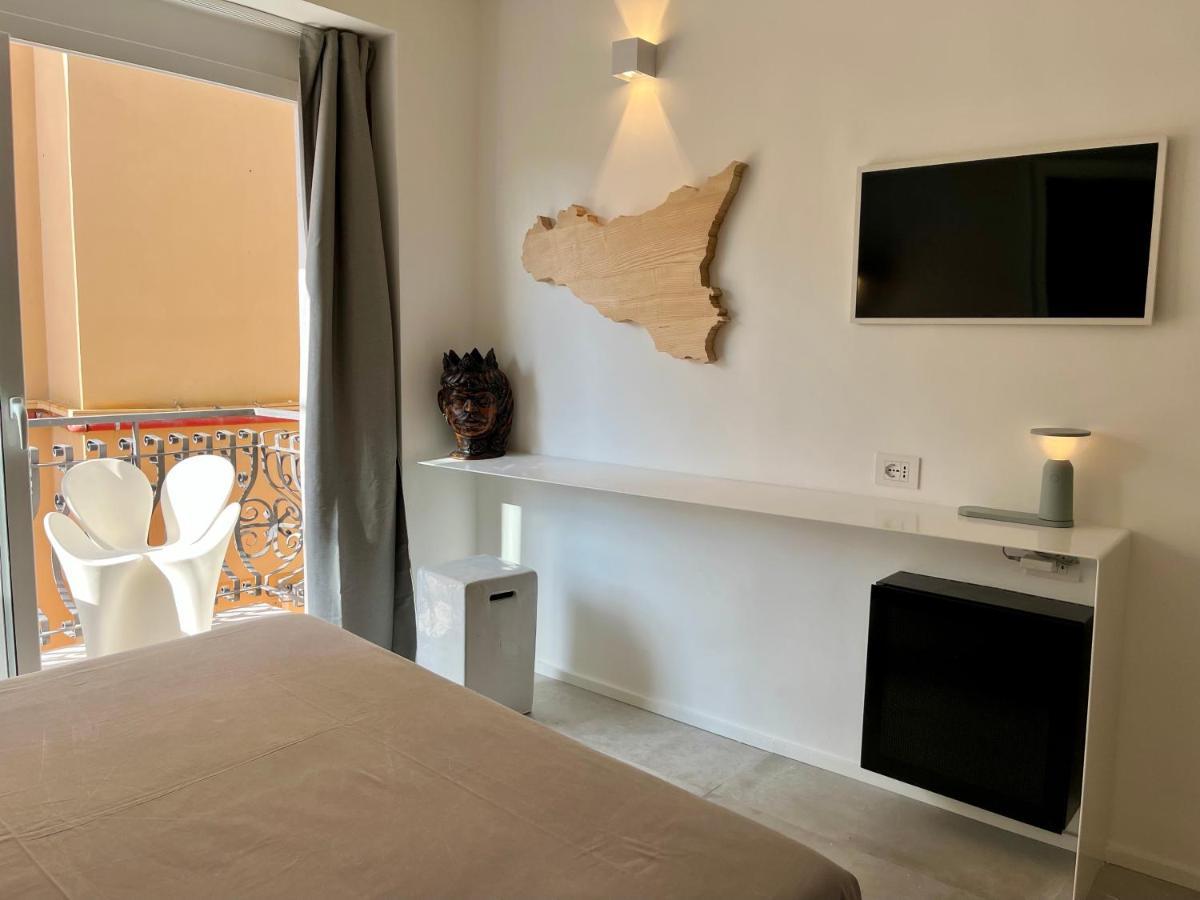 Don Diego Luxury Rooms Taormina Buitenkant foto